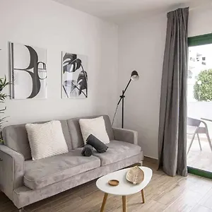 Apartment Holyhome Premium 109, Costa Teguise